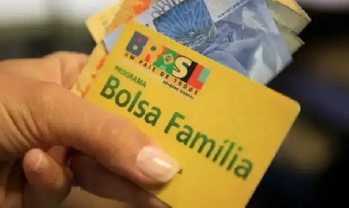 Antecipação do pagamento do Bolsa Família alivia impactos da seca no Amazonas