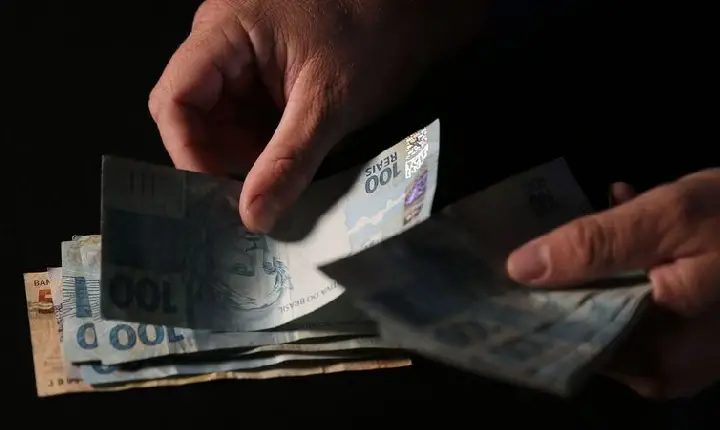 Aprovada MP que garante crédito para auxílio de R$ 600 até dezembro