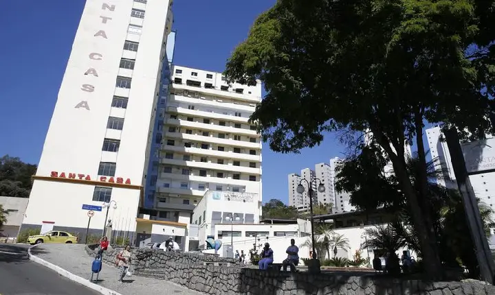 Câmara aprova projeto que destina R$ 2 bilhões para Santas Casas