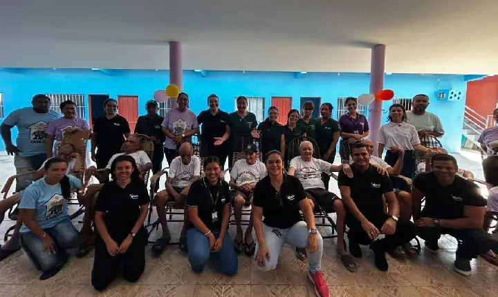 Casa Lar dos Idosos recebe cadeiras de rodas, alimentos e equipamentos em Iranduba