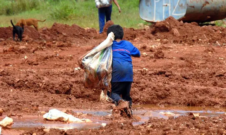 Cerca de 30% da população estavam em situação de pobreza em 2021