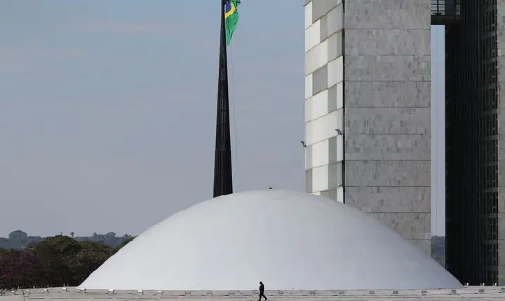Comissão aprova texto preliminar do Orçamento de 2023
