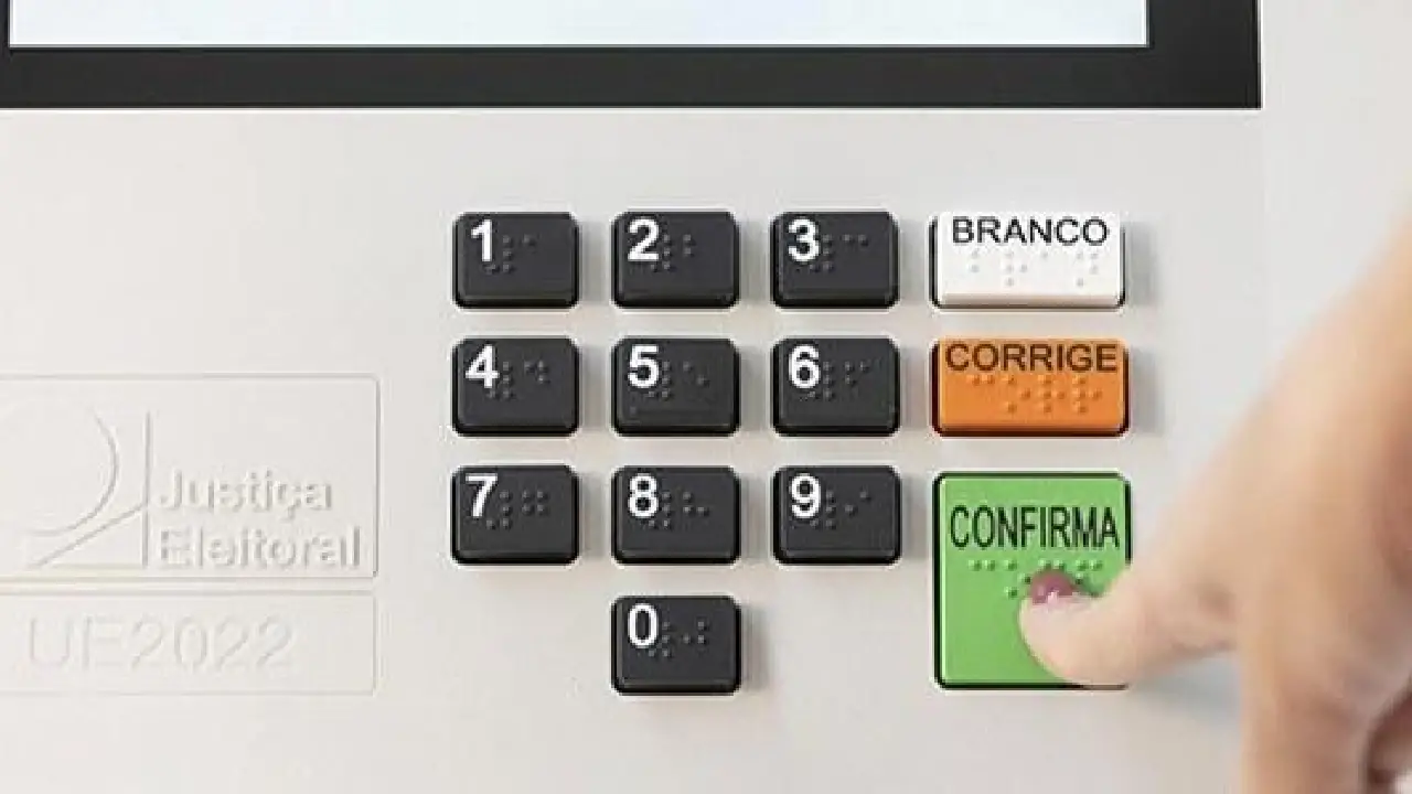 CORRIDA CONTRA O TEMPO: Jovens têm até 6 de maio para tirar título e não ficar fora das eleições de outubro