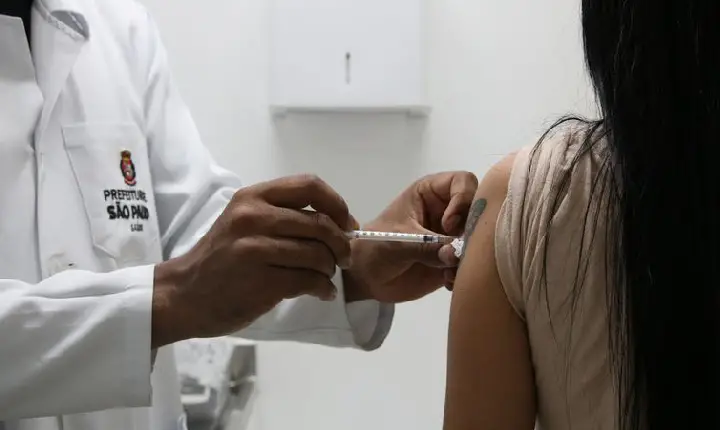 Covid-19: Brasil registra 1.077 casos e seis mortes em 24 horas