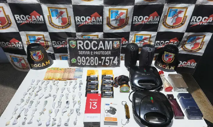 Denúncia revela “boca de fumo”, e mulher é presa com drogas e produtos furtados em Fonte Boa