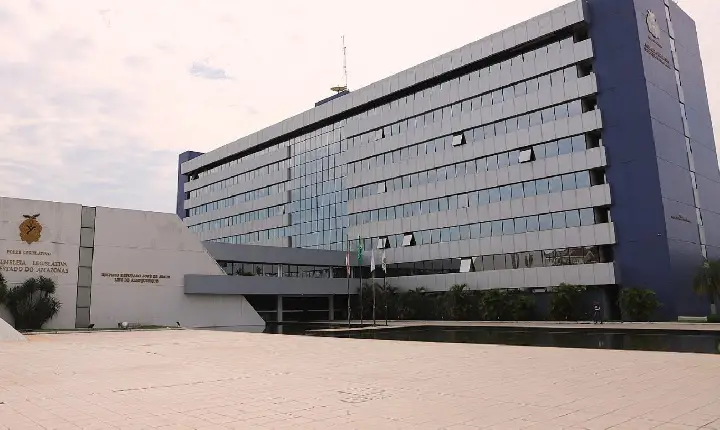 DISPUTA PELO GOVERNO PEGA FOGO: 5 NA BRIGA E 2 PODEM CAIR FORA!