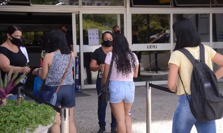 Enem 2022 mantém medidas de prevenção à covid-19