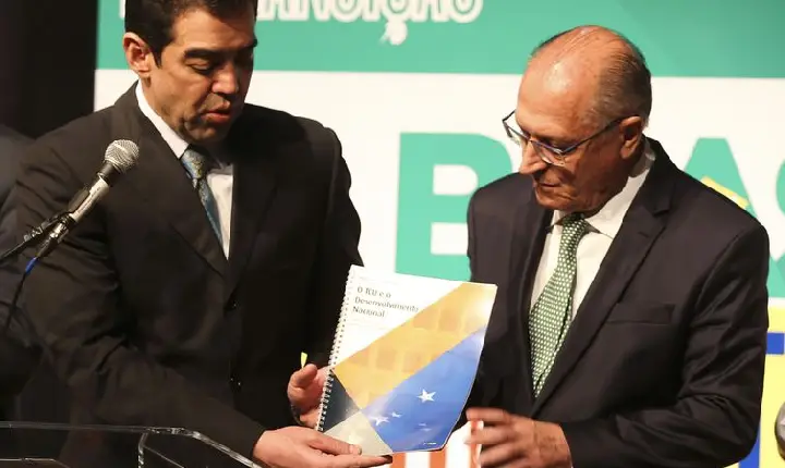 Equipe de transição recebe relatórios do TCU