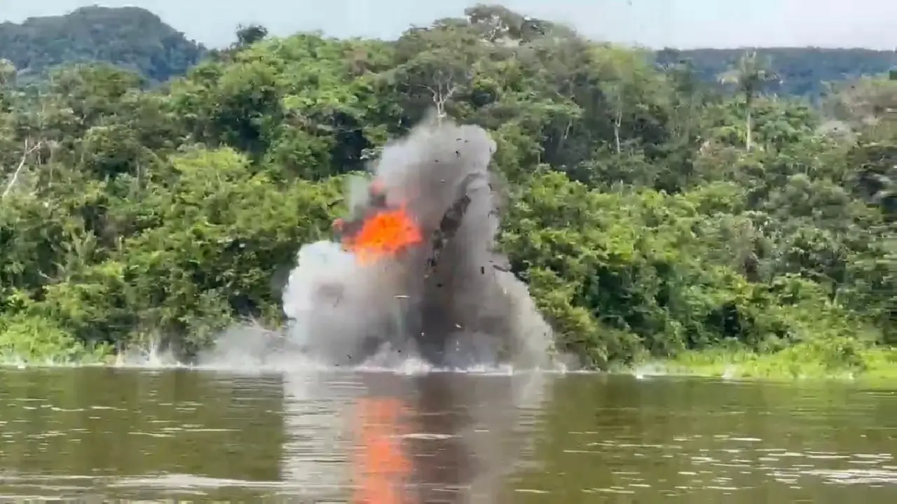 Exército reforça presença na Terra Yanomami e desmonta estruturas do garimpo ilegal em operação na selva