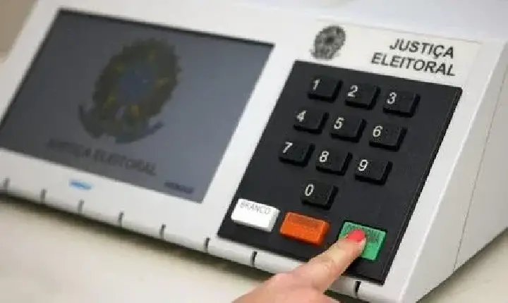 Falta 1 ano para as Eleições 2024: eleitor deve estar em situação regular para votar