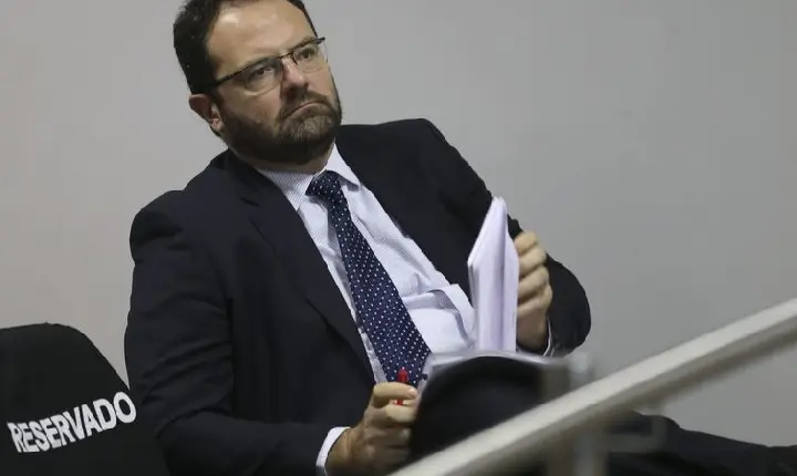 Gasto de até R$ 136 bi não gera expansão fiscal, diz ex-ministro