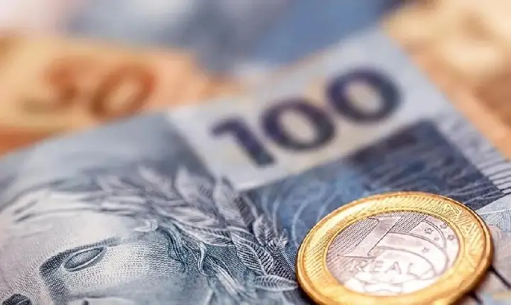 Governo Federal confirma salário mínimo de R$ 1.621 em 2026; veja cálculo