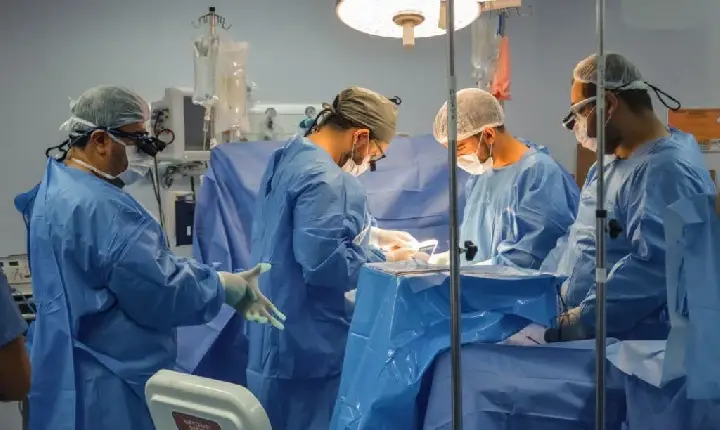 Hospital Delphina Aziz realiza primeiro transplante de fígado no Amazonas