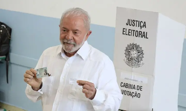 Líderes internacionais cumprimentam Lula pela vitória à Presidência