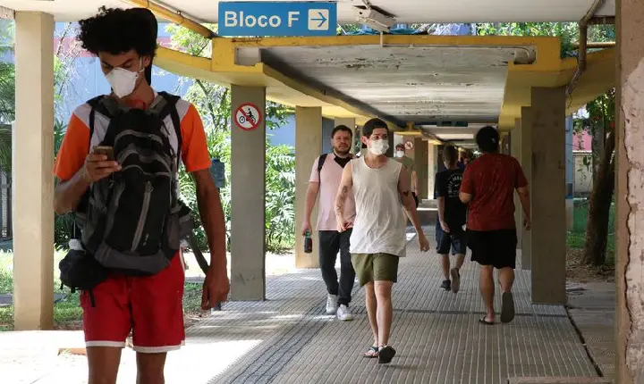Máscara de proteção será obrigatória em vestibular da USP