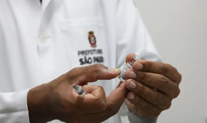 Mortalidade materna foi 70% maior em 15 meses de pandemia, diz estudo