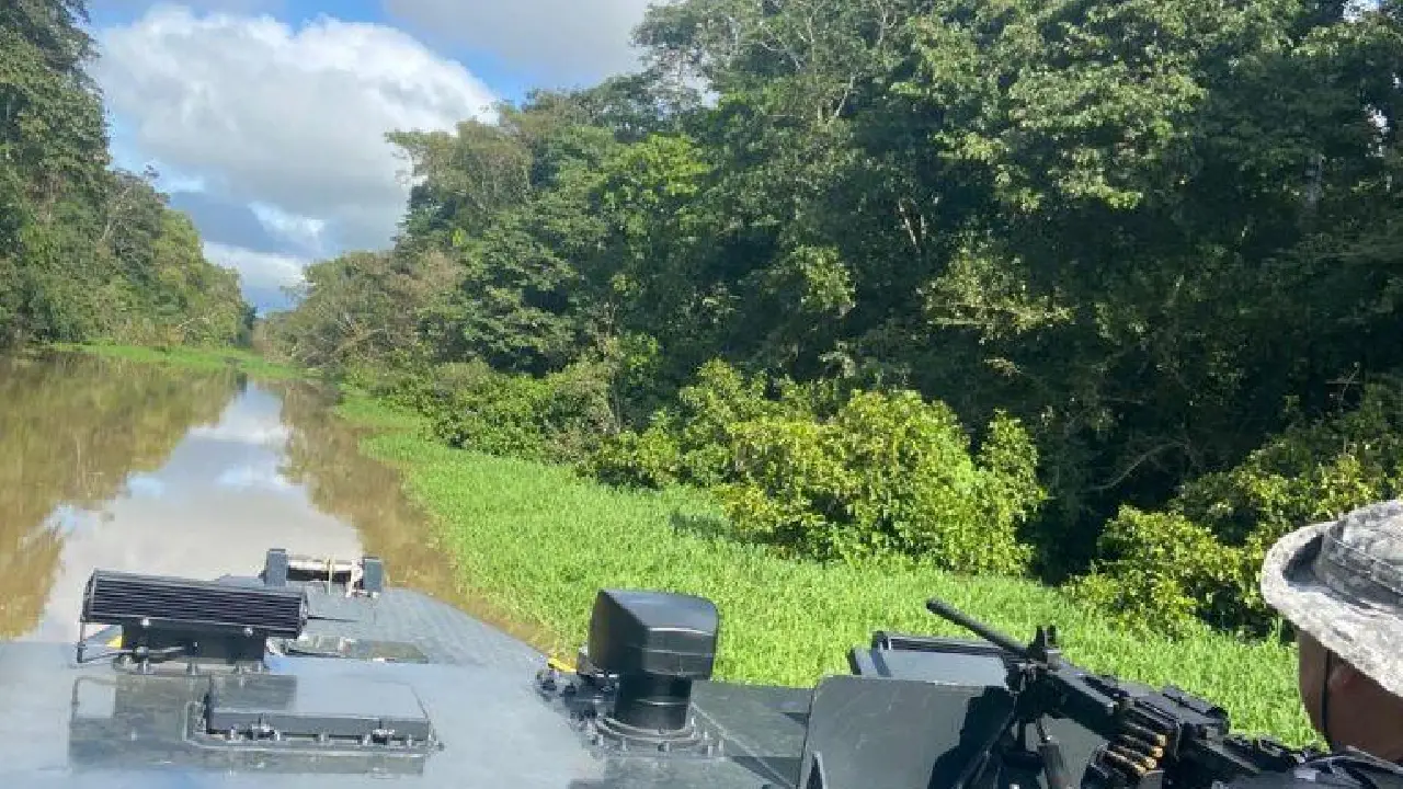 OPERAÇÃO DE GUERRA NO MÉDIO SOLIMÕES: SEGURANÇA É REFORÇADA NO SOLIMÕES COM BASE ARPÃO E EFETIVO PESADO