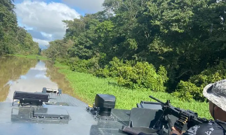 OPERAÇÃO DE GUERRA NO MÉDIO SOLIMÕES: SEGURANÇA É REFORÇADA NO SOLIMÕES COM BASE ARPÃO E EFETIVO PESADO