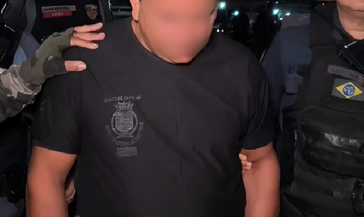 Piloto de lancha que naufragou em Manaus e deixou mortos e desaparecidos se entrega à polícia