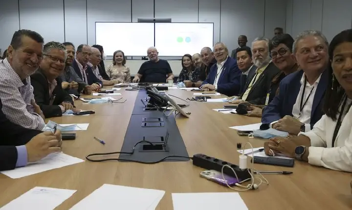 Sindicatos defendem repactuação de temas trabalhistas