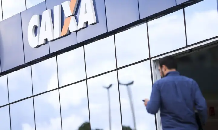 TCU dá 24 horas para Caixa explicar consignado do Auxílio Brasil