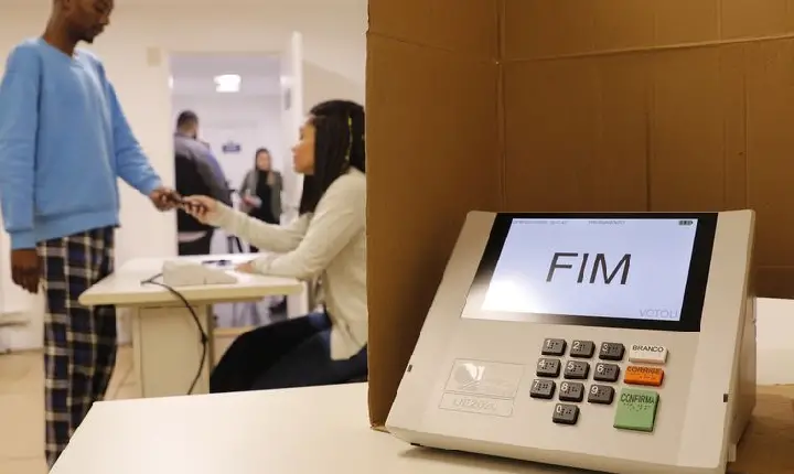 TSE oferece treinamento para mesários que vão trabalhar no 2º turno