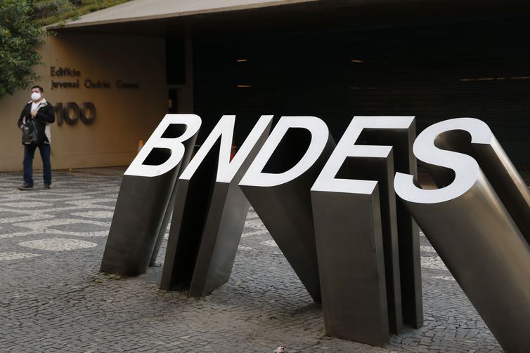 BNDES devolverá R$ 45 bilhões ao Tesouro ainda este ano