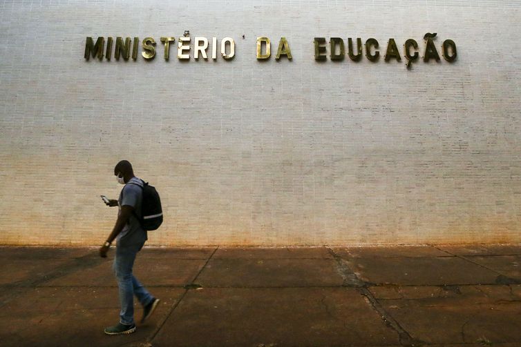 Prouni: estudante em lista de espera tem até hoje para comprovar dados