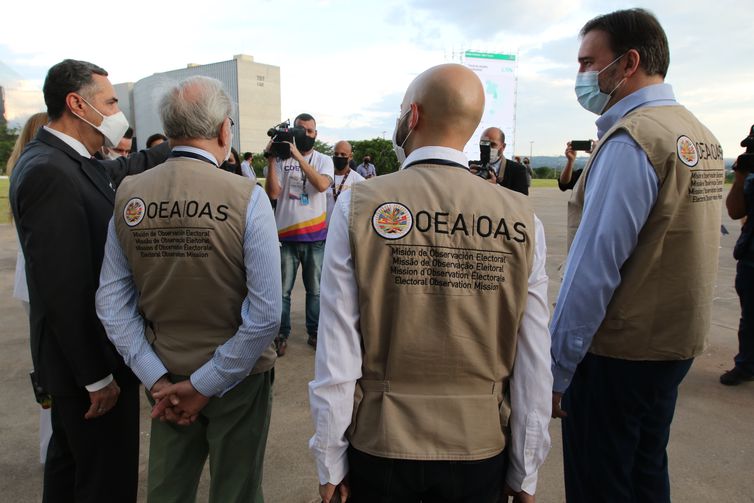 Sete missões internacionais monitoram segundo turno das eleições