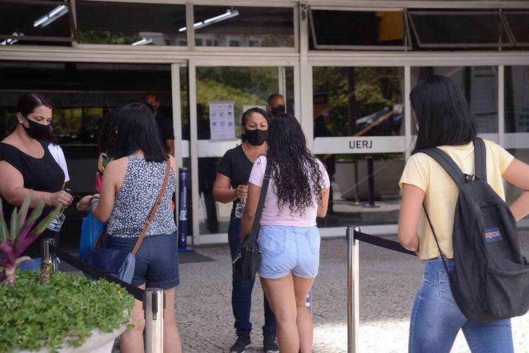 Enem 2022 mantém medidas de prevenção à covid-19