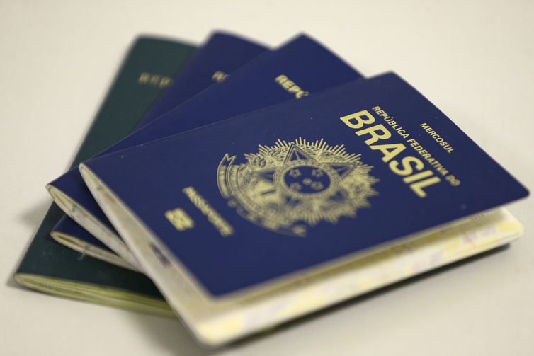Governo remaneja R$ 58,76 milhões para passaportes e carros-pipa