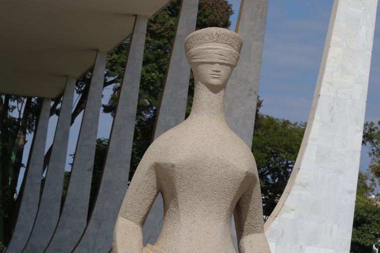 Pedido de vista suspende julgamento de deputado pelo STF