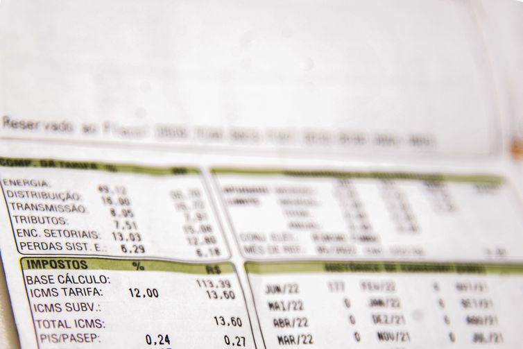 Usuários de energia já pagaram R$ 25,8 bilhões em subsídios neste ano