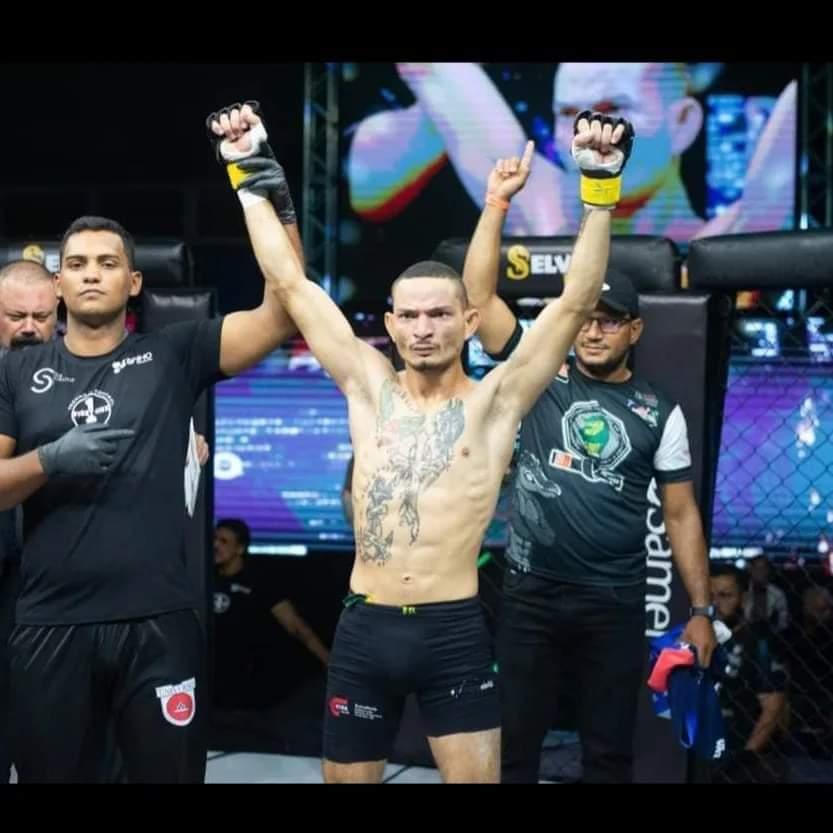 Lourinho vai em busca do cinturão dos moscas do Jungle Fight