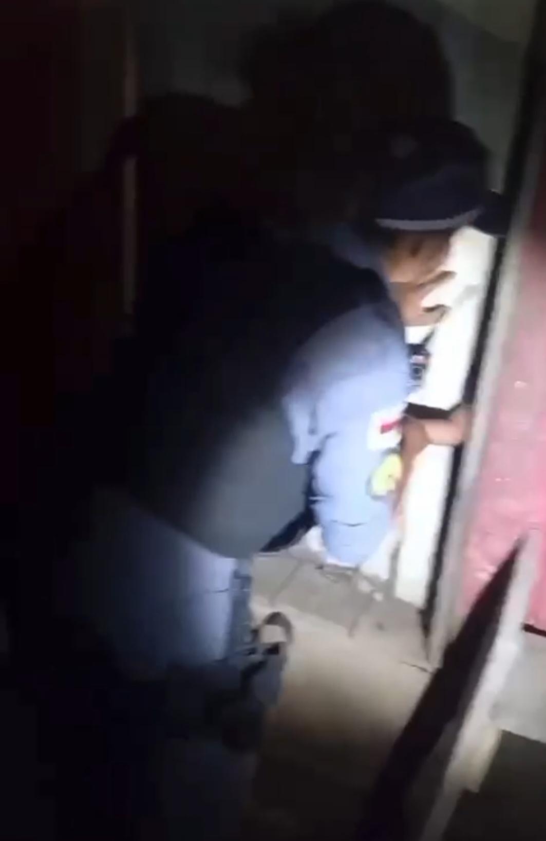 Policia resgata duas crianças em situação de abandono no Município de Tefé AM; (ASSISTA O VÍDEO)