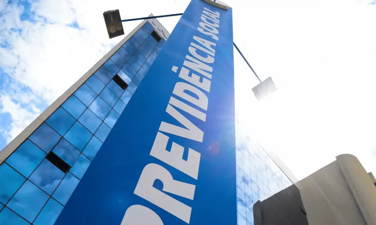 Alerta: Bilhões Desviados de Aposentadorias do INSS por Associações Suspeitas