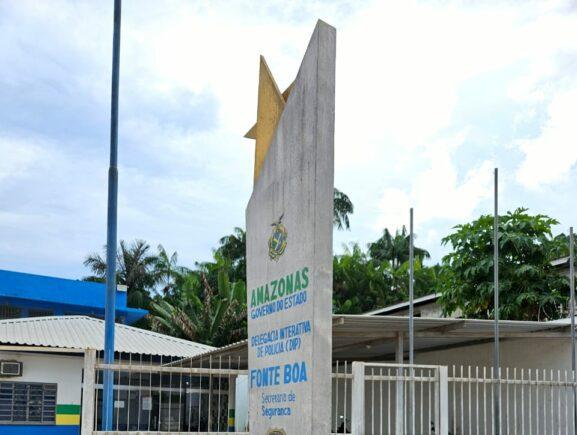 Polícia Militar do Amazonas apreende tablete de maconha encontrado em embarcação atracada no Remanso