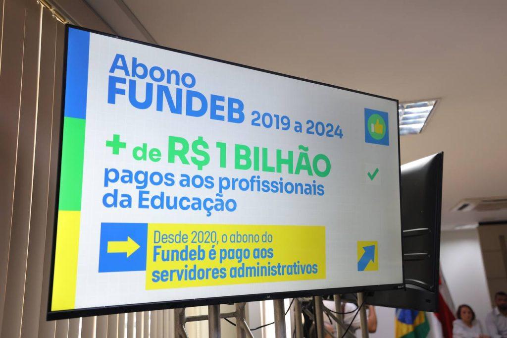 Governador Wilson Lima anuncia pagamento do Fundeb para 32 mil servidores da rede estadual de Educação