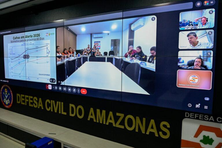 Defesa Civil do Amazonas reúne órgãos e já se prepara pra grande cheia no Amazonas