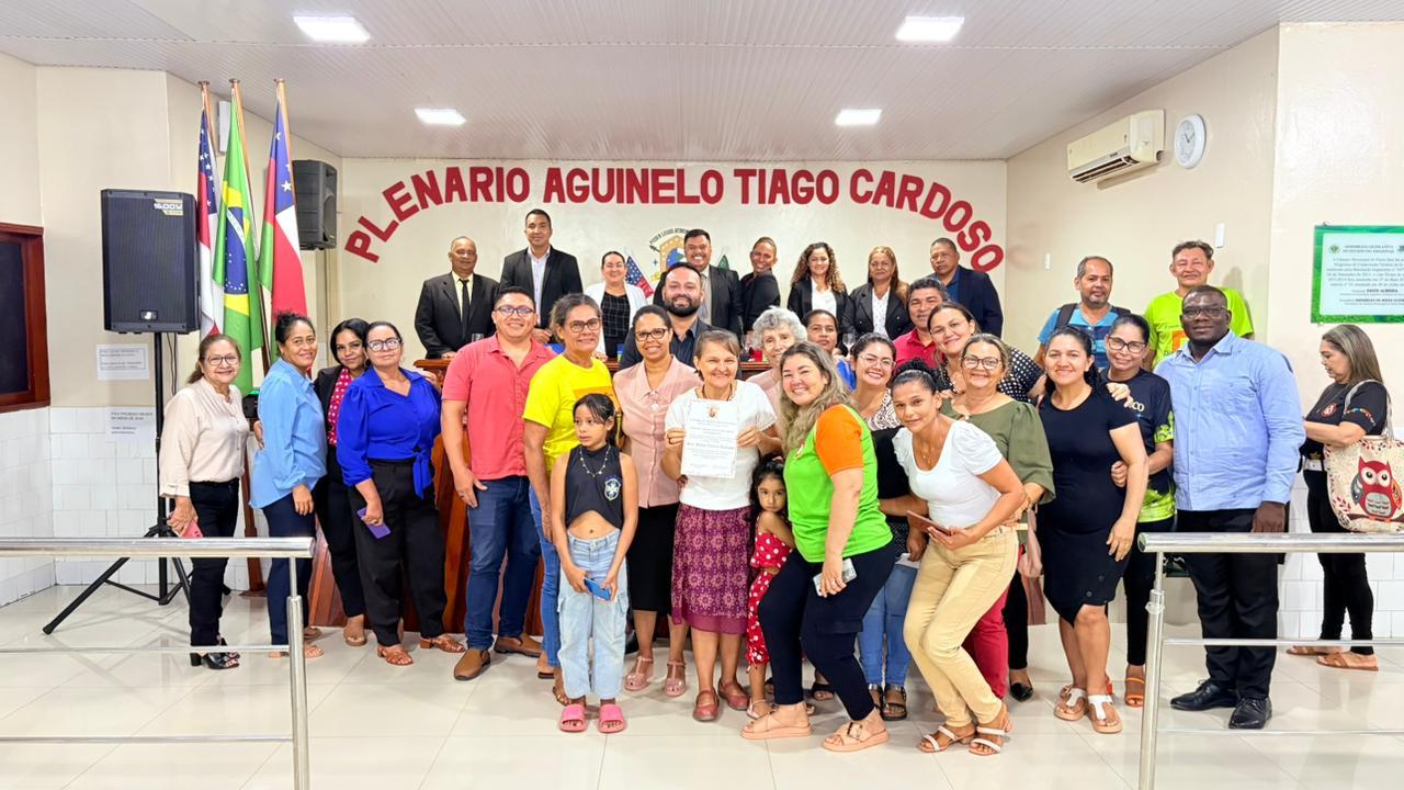 Psicóloga Selita Lorenski (Irmã Selita) recebe título de Cidadã Fonteboense após seis anos de missão no município