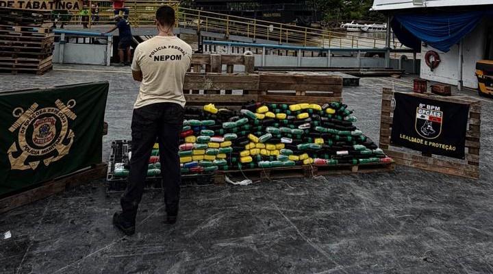 Polícia Federal apreende 237 quilos de drogas em embarcação no Alto Solimões