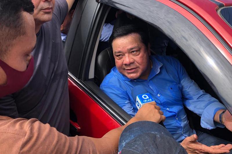 Moraes revoga cautelares e Adail Pinheiro está de volta ao comando da Prefeitura de Coari