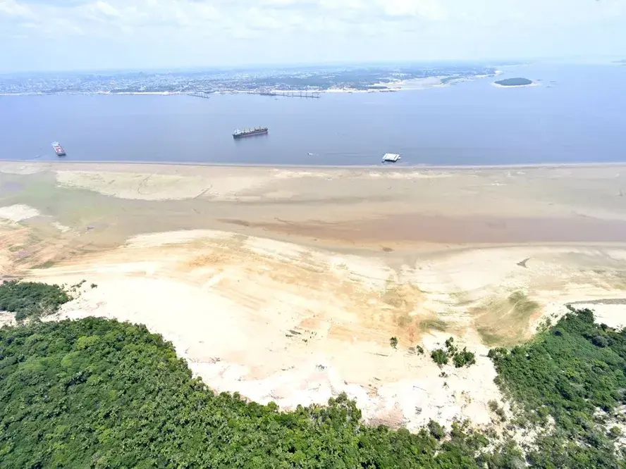 Imagem seca Rio Solimões (2024): Arquivo Portal Fonte Boa em Tempo.