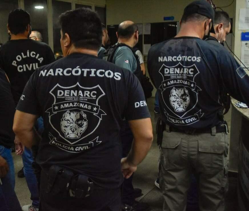 Apenas três dias depois, polícia volta a agir em Novo Airão, troca tiros com traficantes e apreende mais 1,5 tonelada de drogas
