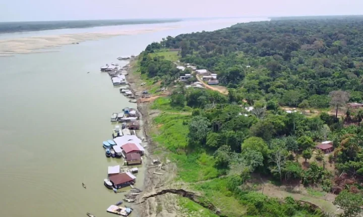 RIO SOLIMÕES DÁ OS PRIMEIROS SINAIS DE SUBIDA EM FONTE BOA E TABATINGA